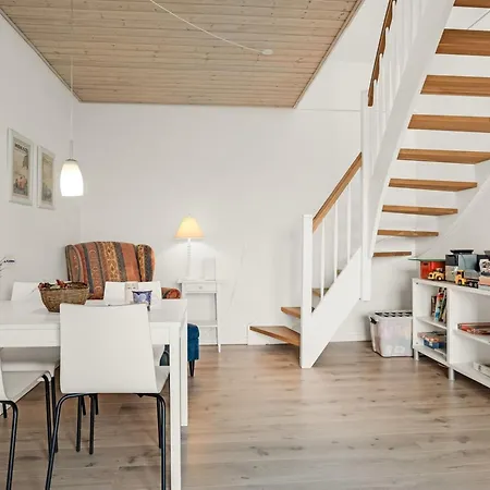Holiday home Elmo - 300m From The Sea In Nw Jutland By Interhome Lokken