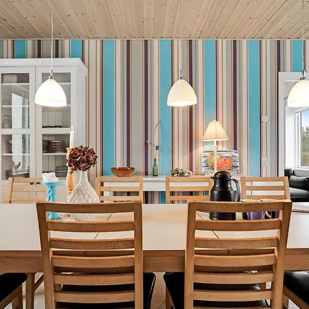 Holiday home Elmo - 300m From The Sea In Nw Jutland By Interhome